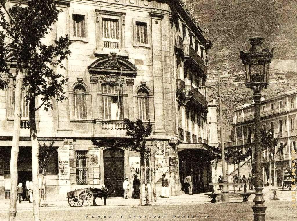 MH n- 037- Place de la republique.JPG